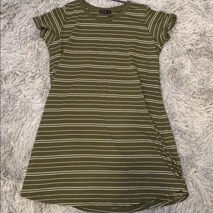 t-shirt dress